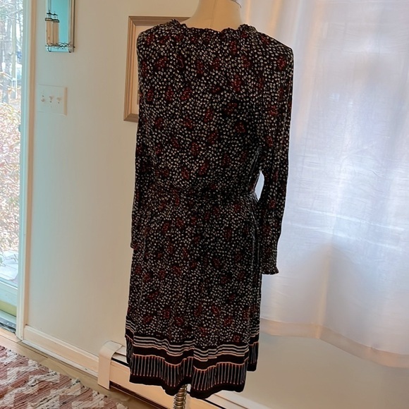 Loft Jersey Knot Dress with Smocking Size M - Picture 6 of 10